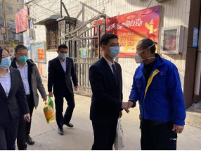 情系職工 溫暖傳遞丨山東大正物業(yè)黨支部慰問(wèn)困難職工(1)(2)156.png